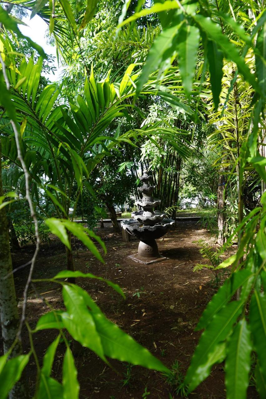 Mangga Lodge Bira Exteriör bild
